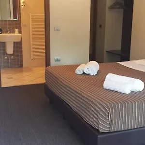 Firenze 3* Саронно
